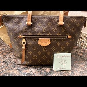 ***SOLD*** Louis Vuitton Iena PM